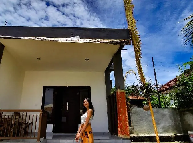 Merta Sari Bingin Bungalows *