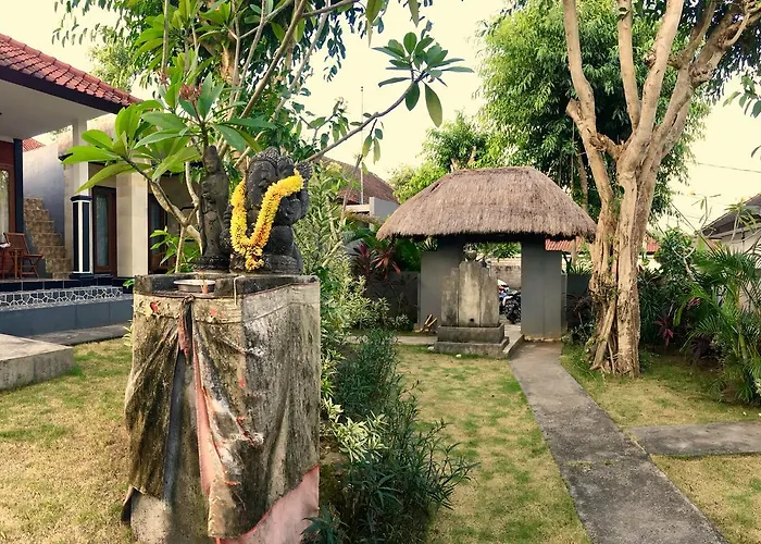 Merta Sari Bingin Bungalows *